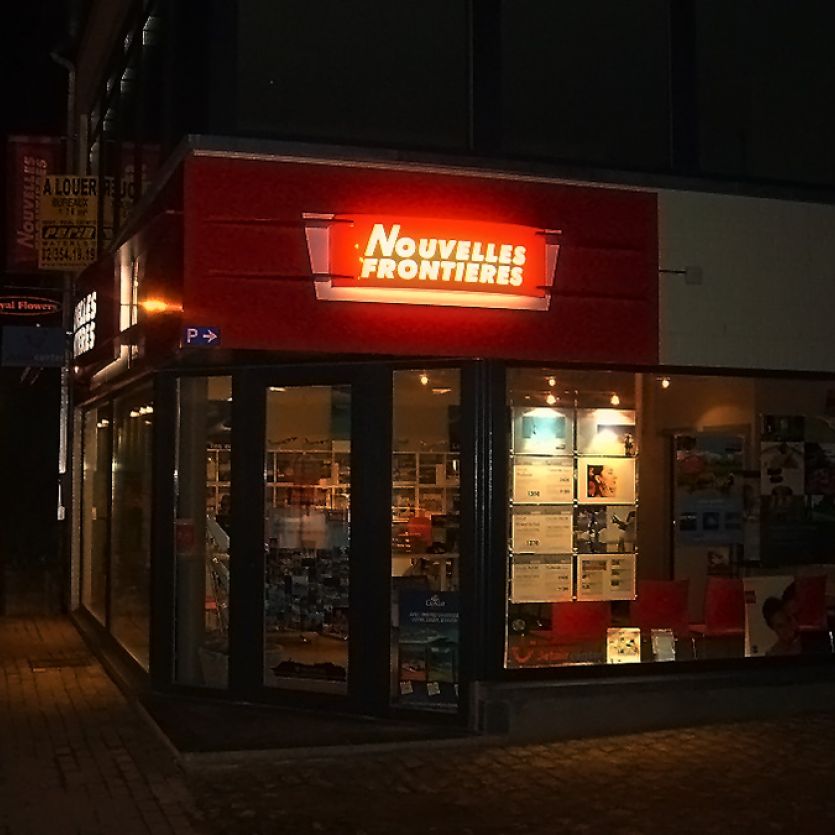 Enseignes Nouvelles Frontières
